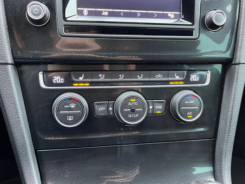 Volkswagen Golf 2.0 TSI GTI 220PK|Navi|Pdc|Cruise Control|Stoelverwarming|Bluetooth