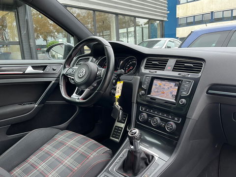 Volkswagen Golf 2.0 TSI GTI 220PK|Navi|Pdc|Cruise Control|Stoelverwarming|Bluetooth