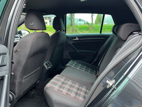 Volkswagen Golf 2.0 TSI GTI 220PK|Navi|Pdc|Cruise Control|Stoelverwarming|Bluetooth