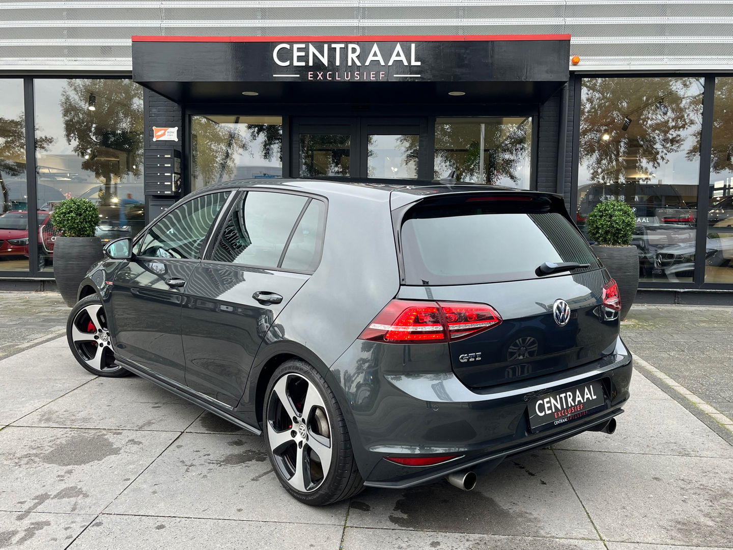 Volkswagen Golf 2.0 TSI GTI 220PK|Navi|Pdc|Cruise Control|Stoelverwarming|Bluetooth