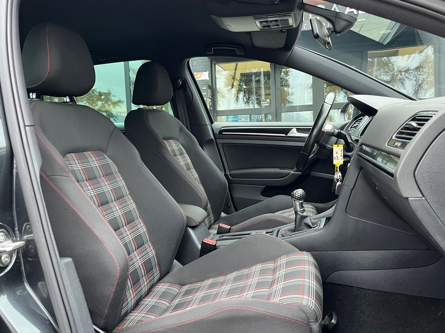 Volkswagen Golf 2.0 TSI GTI 220PK|Navi|Pdc|Cruise Control|Stoelverwarming|Bluetooth