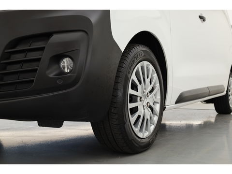 Opel Vivaro 2.0 CDTI L2H1 Edition | Navi | Trekhaak | Dakrails | Apple CarPlay