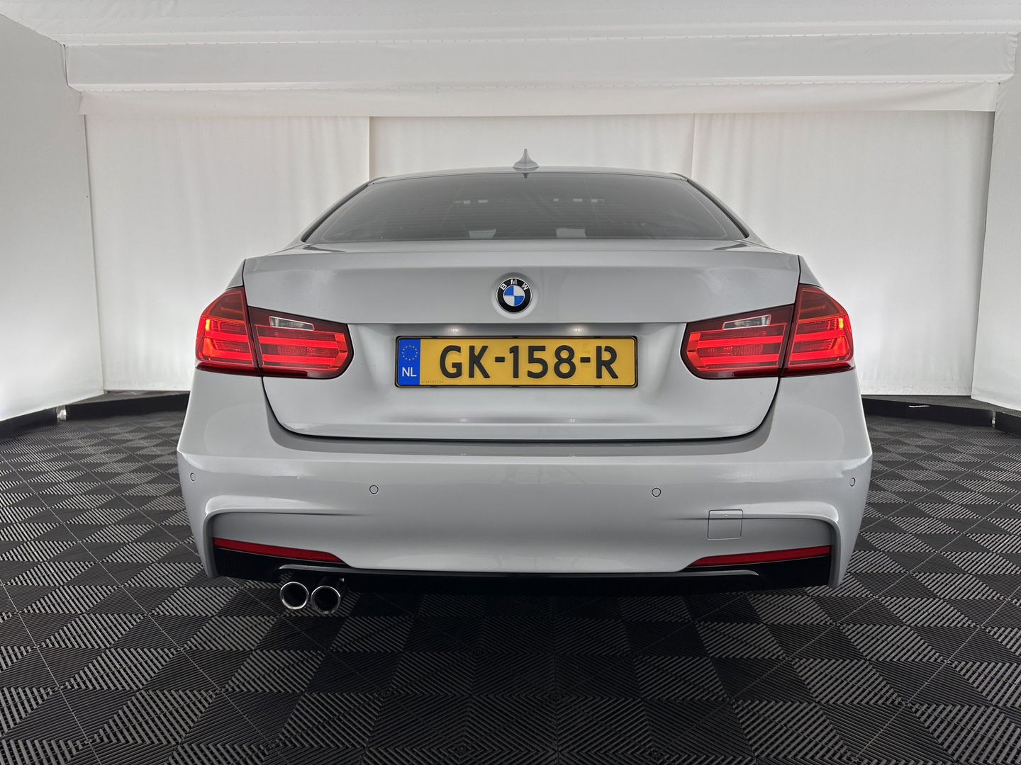 BMW 3-serie 328i High Executive M-Sport-Pack *PANO | FULL-LEATHER | XENON | SPORT-SEATS | HIFI-SOUND | MEMORY-PACK | KEYLESS | NAVI-FULLMAP | ECC | PDC | CRUISE | 19''ALU*