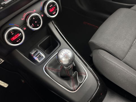 Alfa Romeo Giulietta 1.6 JTDm Business Executive *NAVI-FULLMAP | XENON | SPORT-SEATS | PDC | ECC | CRUISE | 18"ALU*
