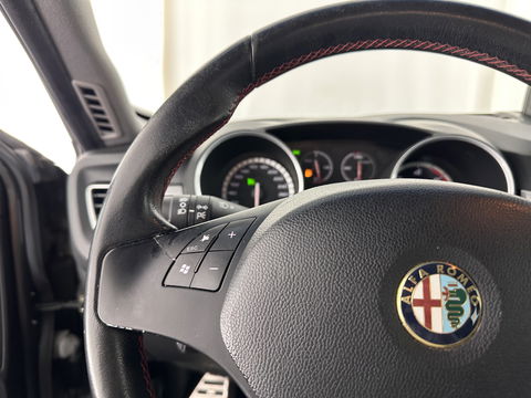 Alfa Romeo Giulietta 1.6 JTDm Business Executive *NAVI-FULLMAP | XENON | SPORT-SEATS | PDC | ECC | CRUISE | 18"ALU*