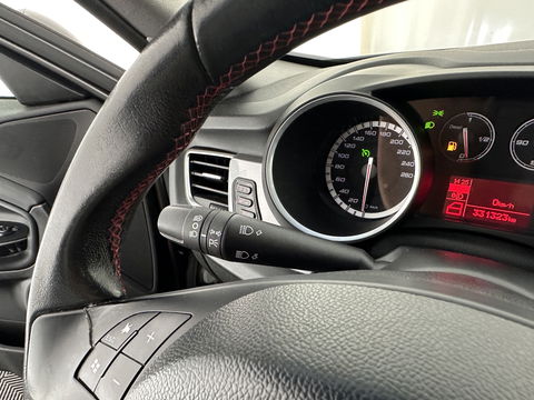 Alfa Romeo Giulietta 1.6 JTDm Business Executive *NAVI-FULLMAP | XENON | SPORT-SEATS | PDC | ECC | CRUISE | 18"ALU*