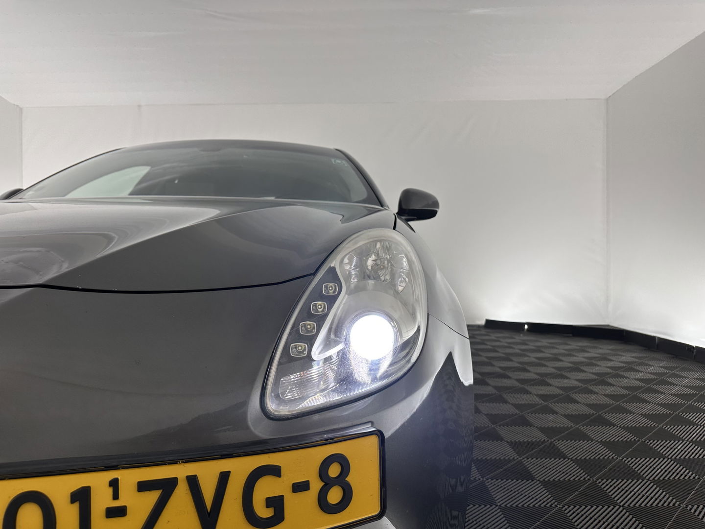 Alfa Romeo Giulietta 1.6 JTDm Business Executive *NAVI-FULLMAP | XENON | SPORT-SEATS | PDC | ECC | CRUISE | 18"ALU*