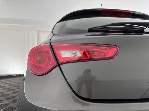 Alfa Romeo Giulietta 1.6 JTDm Business Executive *NAVI-FULLMAP | XENON | SPORT-SEATS | PDC | ECC | CRUISE | 18"ALU*