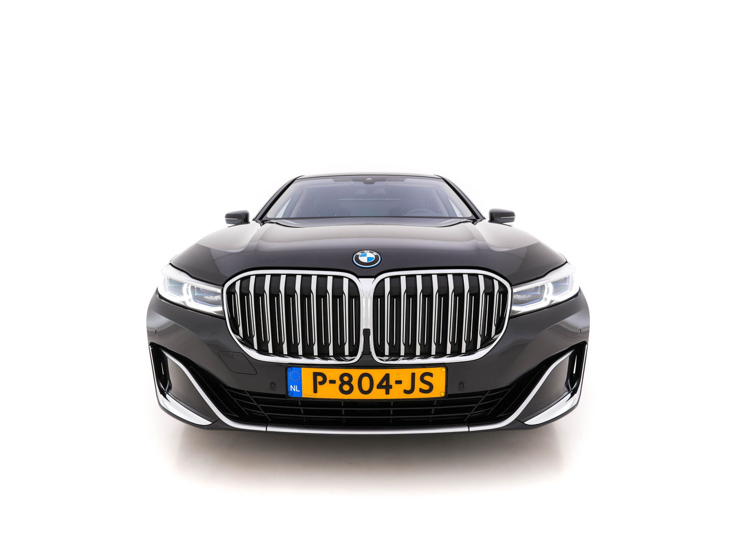 BMW 7 Serie 745e High Executive (INCL-BTW) *LASER-LED | EXCLUSIV-NAPPA-LEATHER | HEAD-UP | SOFT-CLOSE | BLIND-SPOT | MEMORY-PACK | DIGI-COCKPIT | KEYLESS | DAB+ | CAMERA | COMFORT-SEATS | AMBIENT-LIGHT | DAB | CARPLAY | 18"