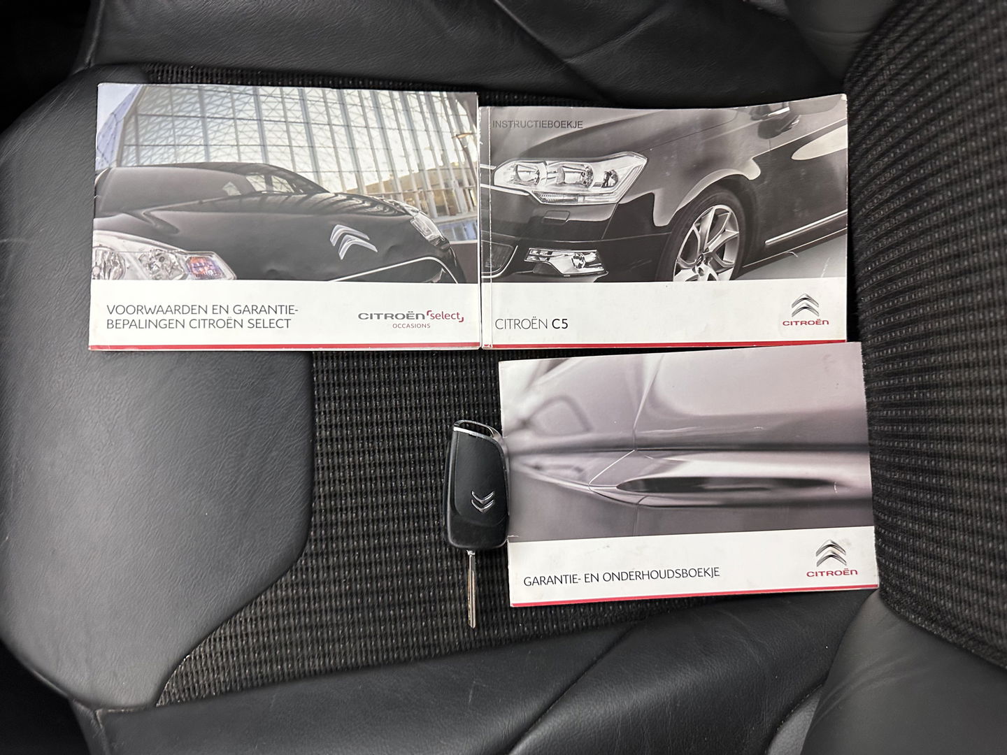 Citroën C5 Tourer 1.6 THP Business *1/2LEATHER | NAVI-FULLMAP | COMFORT-SEATS | ECC | PDC | CRUISE | 17''ALU | TOWBAR*