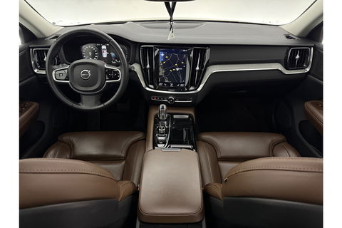 Volvo V60 2.0 T8 Twin Engine AWD Inscription 304PK Pano Harman/Kardon Trekhaak Memory Head-up LED Virtual Stoelverwarming/Stoelventilatie Cruise Carplay Camera Navi 18"LMV