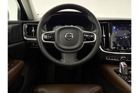 Volvo V60 2.0 T8 Twin Engine AWD Inscription 304PK Pano Harman/Kardon Trekhaak Memory Head-up LED Virtual Stoelverwarming/Stoelventilatie Cruise Carplay Camera Navi 18"LMV
