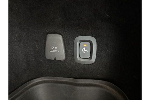 Volvo V60 2.0 T8 Twin Engine AWD Inscription 304PK Pano Harman/Kardon Trekhaak Memory Head-up LED Virtual Stoelverwarming/Stoelventilatie Cruise Carplay Camera Navi 18"LMV