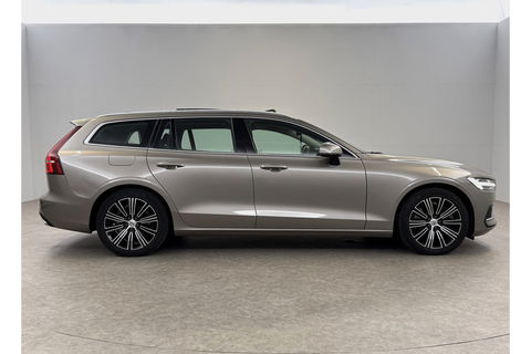 Volvo V60 2.0 T8 Twin Engine AWD Inscription 304PK Pano Harman/Kardon Trekhaak Memory Head-up LED Virtual Stoelverwarming/Stoelventilatie Cruise Carplay Camera Navi 18"LMV