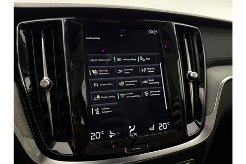 Volvo V60 2.0 T8 Twin Engine AWD Inscription 304PK Pano Harman/Kardon Trekhaak Memory Head-up LED Virtual Stoelverwarming/Stoelventilatie Cruise Carplay Camera Navi 18"LMV