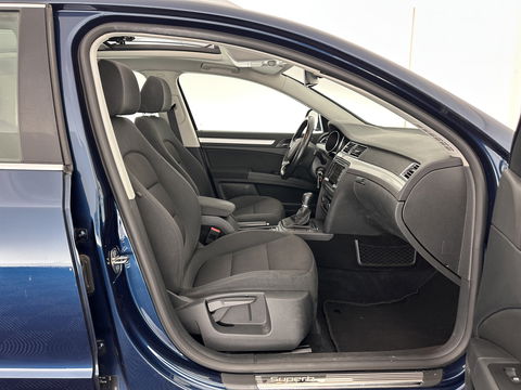 Škoda Superb Combi 1.6 TDI Sprint Pro *PANO | NAVI-FULLMAP | MEMORY-PACK | ECC | PDC | CRUISE | 16''ALU*