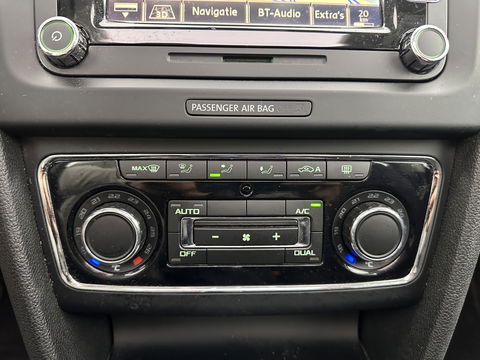 Škoda Superb Combi 1.6 TDI Sprint Pro *PANO | NAVI-FULLMAP | MEMORY-PACK | ECC | PDC | CRUISE | 16''ALU*