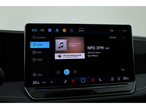 Volkswagen Passat Variant 1.5 eHybrid Business | Navi | Massage | Elek. Trekhaak | Keyless | Adapt. Cruise | Stoel- Stuurverw. |