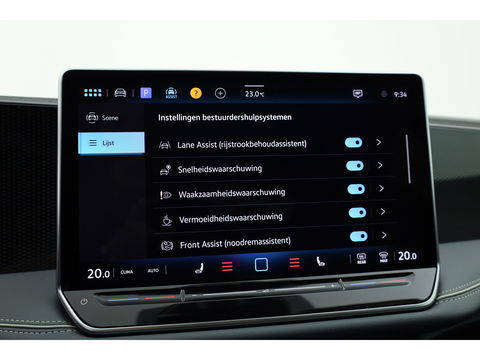 Volkswagen Passat Variant 1.5 eHybrid Business | Navi | Massage | Elek. Trekhaak | Keyless | Adapt. Cruise | Stoel- Stuurverw. |