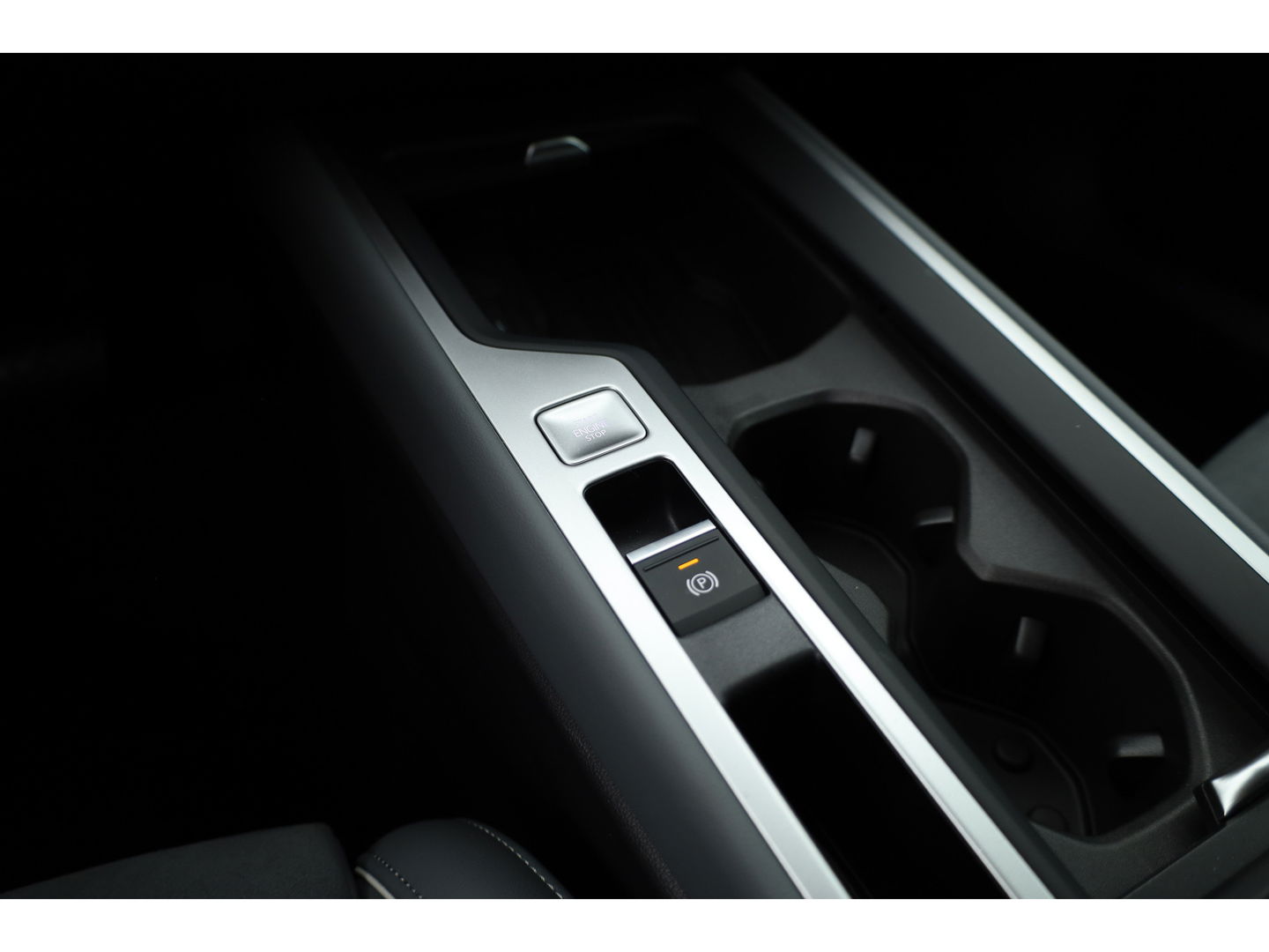 Volkswagen Passat Variant 1.5 eHybrid Business | Navi | Massage | Elek. Trekhaak | Keyless | Adapt. Cruise | Stoel- Stuurverw. |
