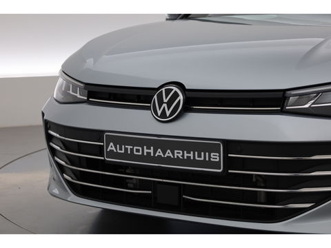 Volkswagen Passat Variant 1.5 eHybrid Business | Navi | Massage | Elek. Trekhaak | Keyless | Adapt. Cruise | Stoel- Stuurverw. |
