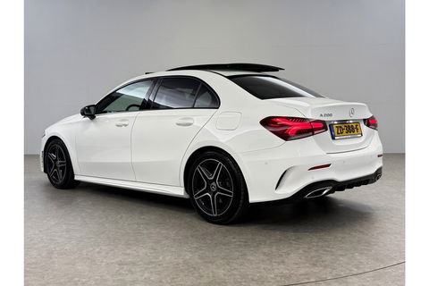 Mercedes-Benz A-Klasse 200 AMG Night Upgrade 164PK Pano Sfeer LED Carplay Virtual Camera Clima Cruise Navi PDC 18''LMV