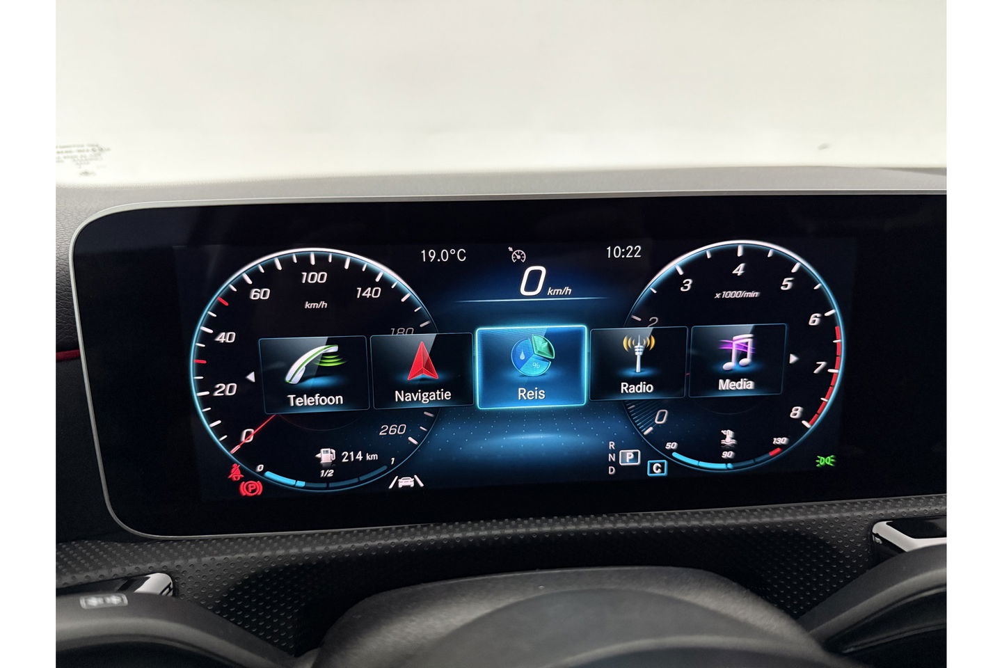 Mercedes-Benz A-Klasse 200 AMG Night Upgrade 164PK Pano Sfeer LED Carplay Virtual Camera Clima Cruise Navi PDC 18''LMV