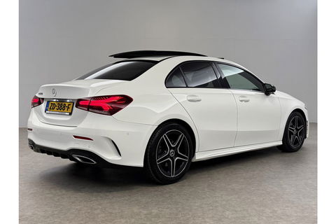 Mercedes-Benz A-Klasse 200 AMG Night Upgrade 164PK Pano Sfeer LED Carplay Virtual Camera Clima Cruise Navi PDC 18''LMV