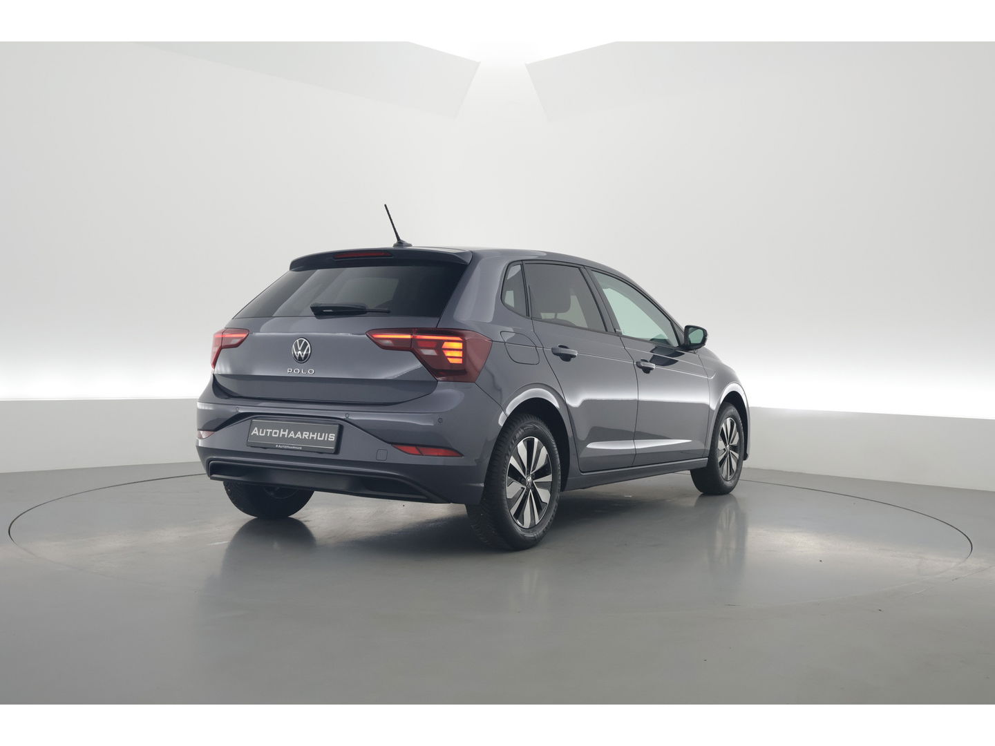 Volkswagen Polo 1.0 TSI DSG | Navi | Afn. Trekhaak | Stoelverw. | Adapt. Cruise | Camera