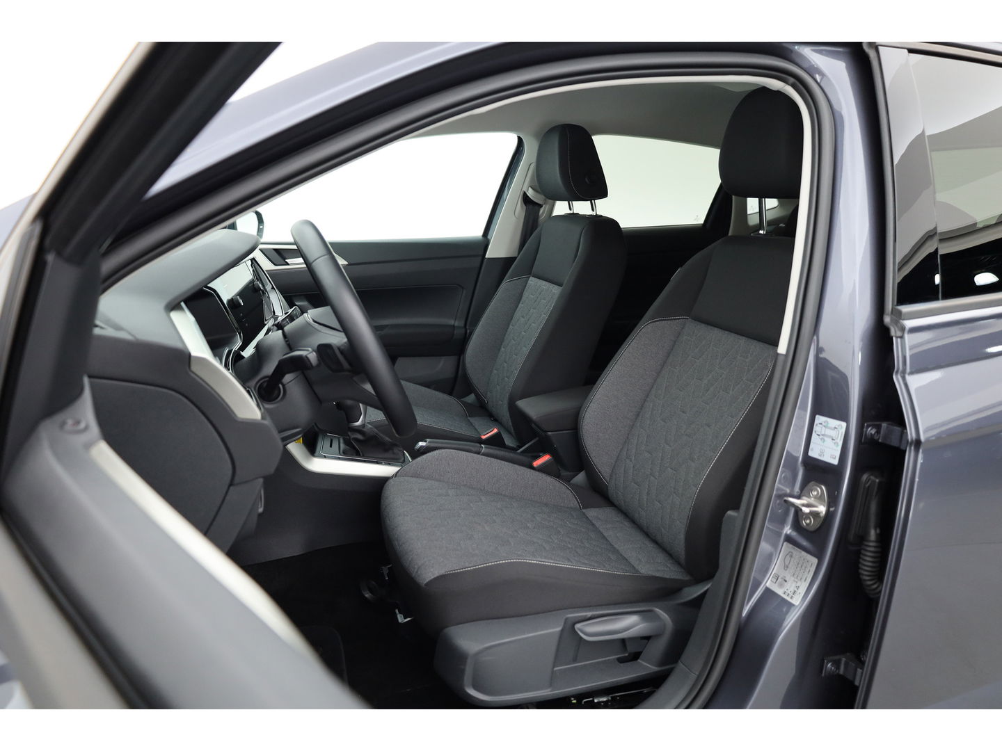 Volkswagen Polo 1.0 TSI DSG | Navi | Afn. Trekhaak | Stoelverw. | Adapt. Cruise | Camera