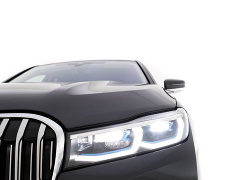 BMW 7 Serie 745e High Executive (INCL-BTW) *LASER-LED | EXCLUSIV-NAPPA-LEATHER | HEAD-UP | SOFT-CLOSE | BLIND-SPOT | MEMORY-PACK | DIGI-COCKPIT | KEYLESS | DAB+ | CAMERA | COMFORT-SEATS | AMBIENT-LIGHT | DAB | CARPLAY | 18"