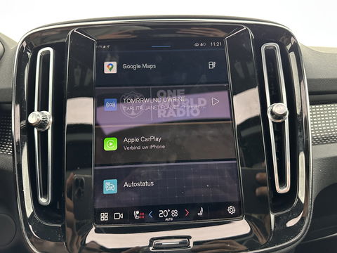 Volvo XC40 Recharge P8 AWD R-Design [ 3-Fase ] (INCL-BTW) *DIGI-COCKPIT | FULL-LED | PREMIUM-AUDIO | DAB | APP.CONNECT | BLIND-SPOT | NAVI-FULLMAP | ALCANTARA-LEATHER | ECC | PDC | SPORT-SEATS | 19''ALU *