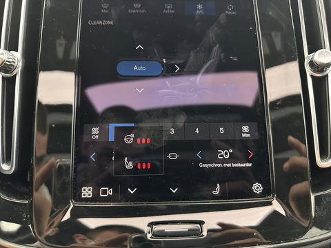 Volvo XC40 Recharge P8 AWD R-Design [ 3-Fase ] (INCL-BTW) *DIGI-COCKPIT | FULL-LED | PREMIUM-AUDIO | DAB | APP.CONNECT | BLIND-SPOT | NAVI-FULLMAP | ALCANTARA-LEATHER | ECC | PDC | SPORT-SEATS | 19''ALU *