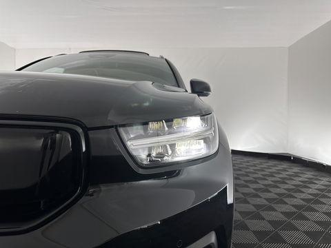 Volvo XC40 Recharge P8 AWD R-Design [ 3-Fase ] (INCL-BTW) *DIGI-COCKPIT | FULL-LED | PREMIUM-AUDIO | DAB | APP.CONNECT | BLIND-SPOT | NAVI-FULLMAP | ALCANTARA-LEATHER | ECC | PDC | SPORT-SEATS | 19''ALU *