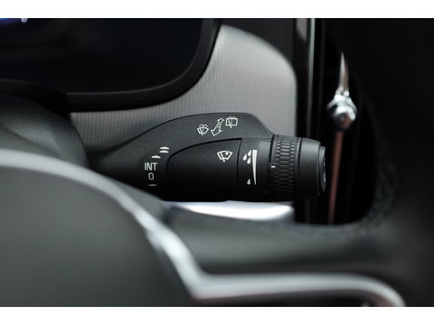 Volvo V90 2.0 T6 AWD Recharge R-Design | Pano-dak | 360 camera | Trekhaak | H&K audio |