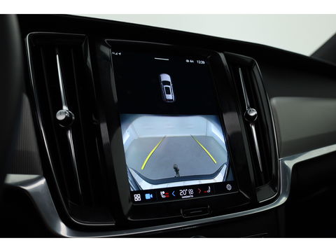 Volvo V90 2.0 T6 AWD Recharge R-Design | Pano-dak | 360 camera | Trekhaak | H&K audio |