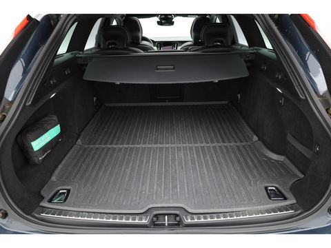 Volvo V90 2.0 T6 AWD Recharge R-Design | Pano-dak | 360 camera | Trekhaak | H&K audio |