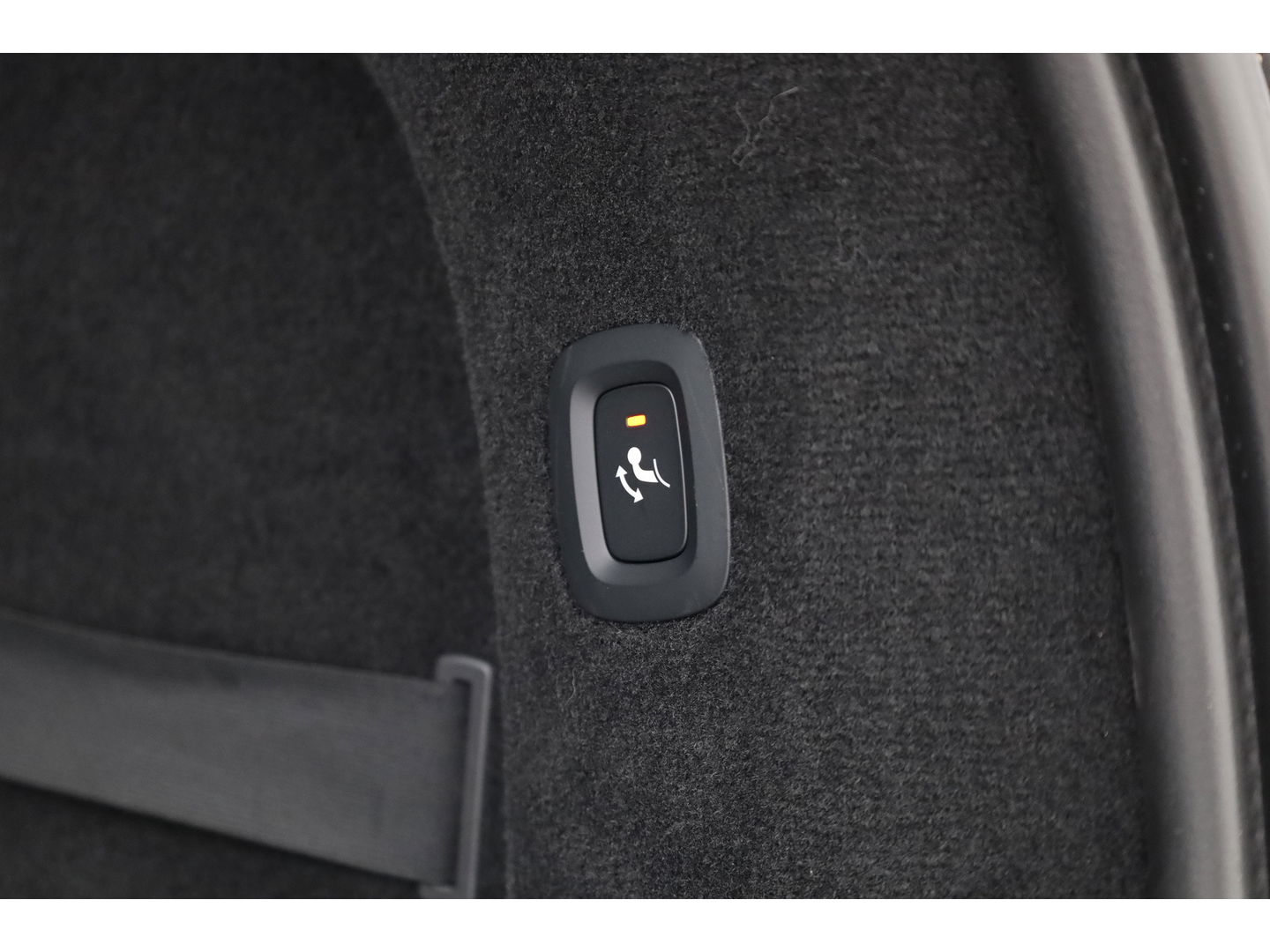 Volvo V90 2.0 T6 AWD Recharge R-Design | Pano-dak | 360 camera | Trekhaak | H&K audio |