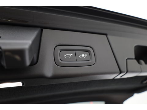 Volvo V90 2.0 T6 AWD Recharge R-Design | Pano-dak | 360 camera | Trekhaak | H&K audio |