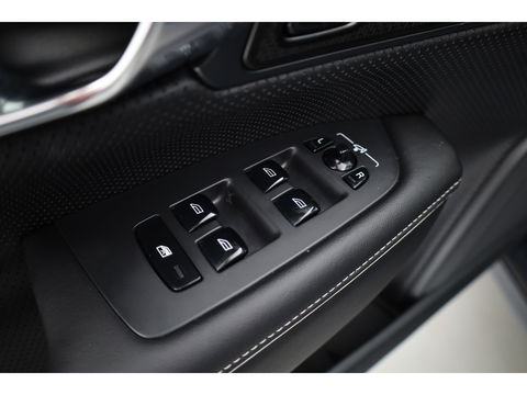 Volvo V90 2.0 T6 AWD Recharge R-Design | Pano-dak | 360 camera | Trekhaak | H&K audio |