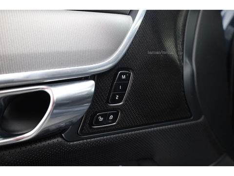 Volvo V90 2.0 T6 AWD Recharge R-Design | Pano-dak | 360 camera | Trekhaak | H&K audio |