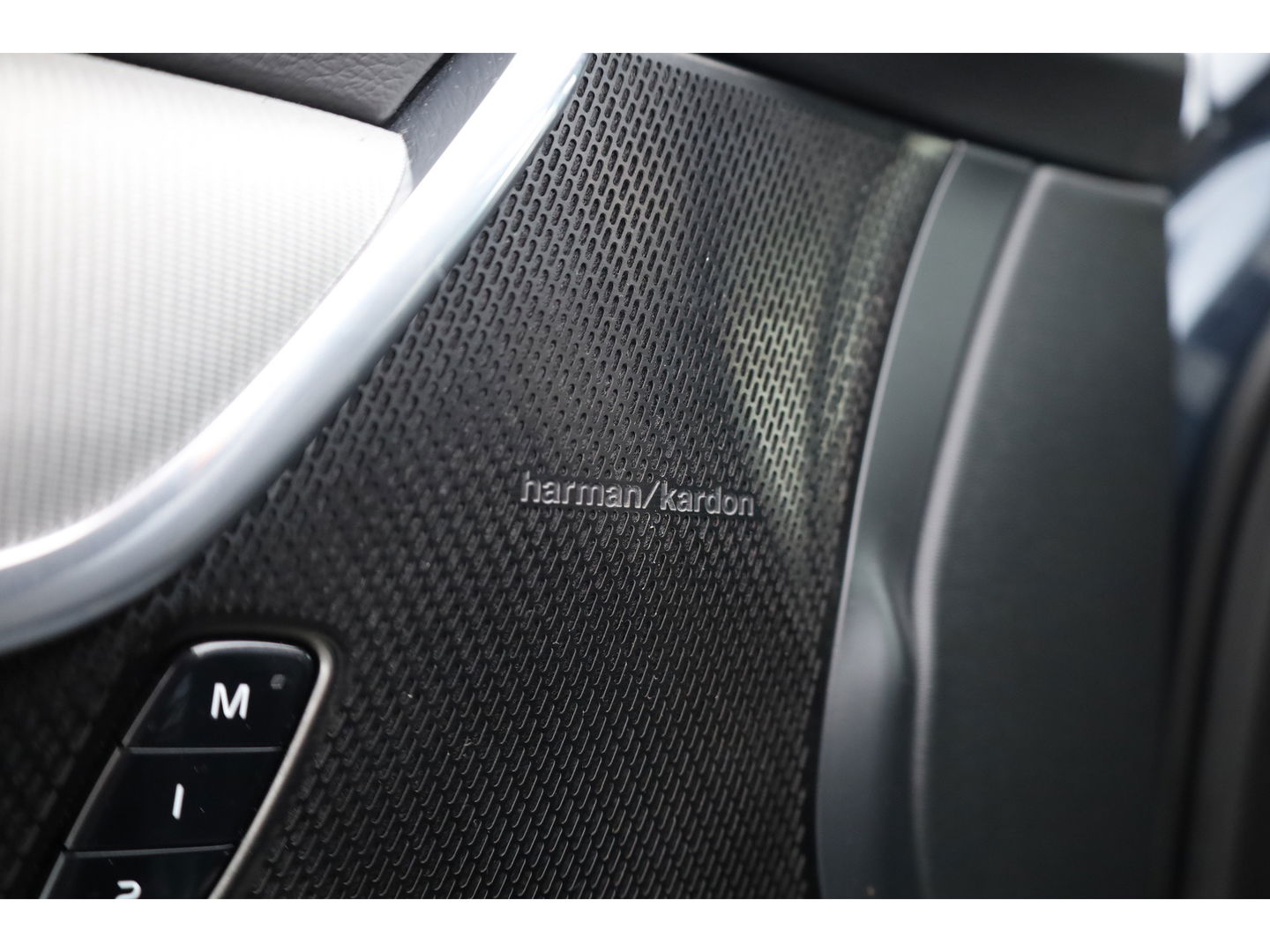 Volvo V90 2.0 T6 AWD Recharge R-Design | Pano-dak | 360 camera | Trekhaak | H&K audio |