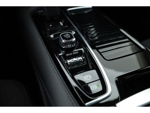 Volvo V60 2.0 T6 Recharge AWD R-Design | Navi | Apple Carplay/ android auto | getint glas |