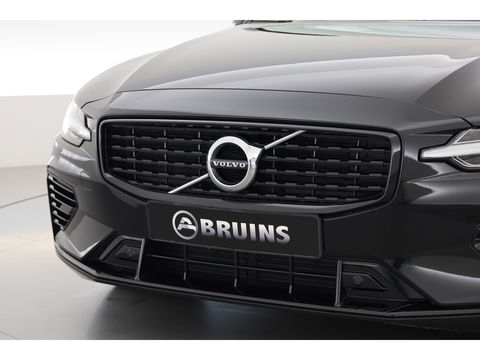 Volvo V60 2.0 T6 Recharge AWD R-Design | Navi | Apple Carplay/ android auto | getint glas |