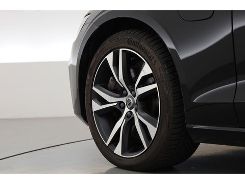 Volvo V60 2.0 T6 Recharge AWD R-Design | Navi | Apple Carplay/ android auto | getint glas |