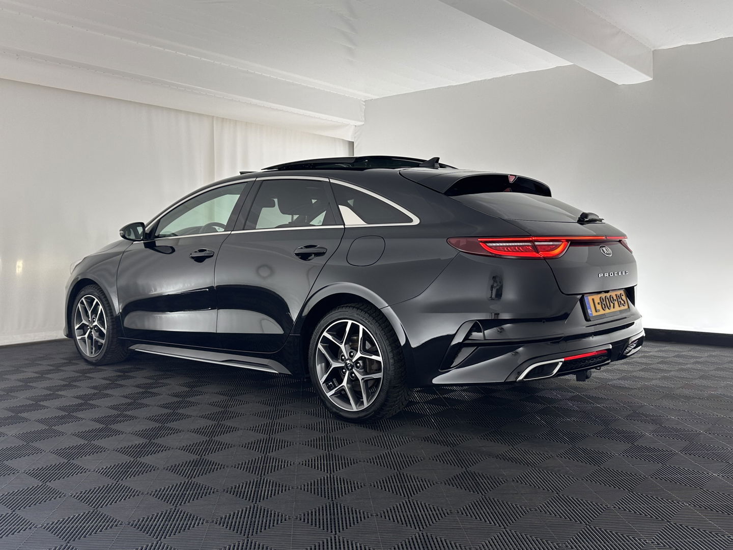 Kia ProCeed 1.5 T-GDi MHEV GT-Line Edition Aut. *PANO | SPORT-SEATS | NAVI-FULLMAP | CAMERA | ECC | PDC | CRUISE | 17''ALU*