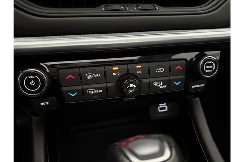 Jeep Compass 4xe 239PK Plug-in Hybrid Electric S Pano LED Carplay Virtual Camera Clima Cruise Navi PDC 19''LMV Stuur/Stoelverwarming