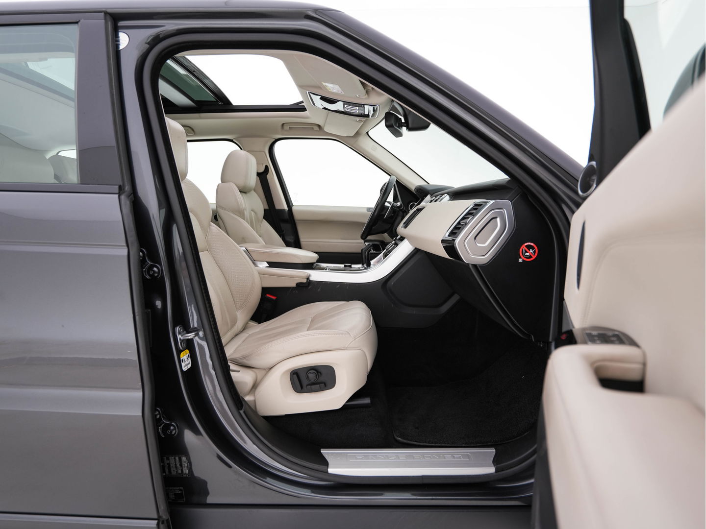 Land Rover Range Rover Sport 3.0 TDV6 HSE Dynamic Aut. *PANO | FULL-LEATHER | XENON | MEMORY-PACK | MERIDIAN-SOUND | DIGI-COCKPIT | BLIND-SPOT | NAVI-FULLMAP | COMFORT-SEATS | ECC | PDC | CRUISE | 21''ALU*