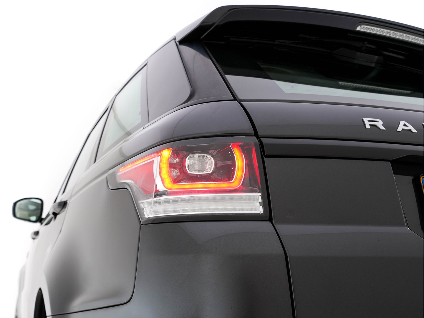 Land Rover Range Rover Sport 3.0 TDV6 HSE Dynamic Aut. *PANO | FULL-LEATHER | XENON | MEMORY-PACK | MERIDIAN-SOUND | DIGI-COCKPIT | BLIND-SPOT | NAVI-FULLMAP | COMFORT-SEATS | ECC | PDC | CRUISE | 21''ALU*