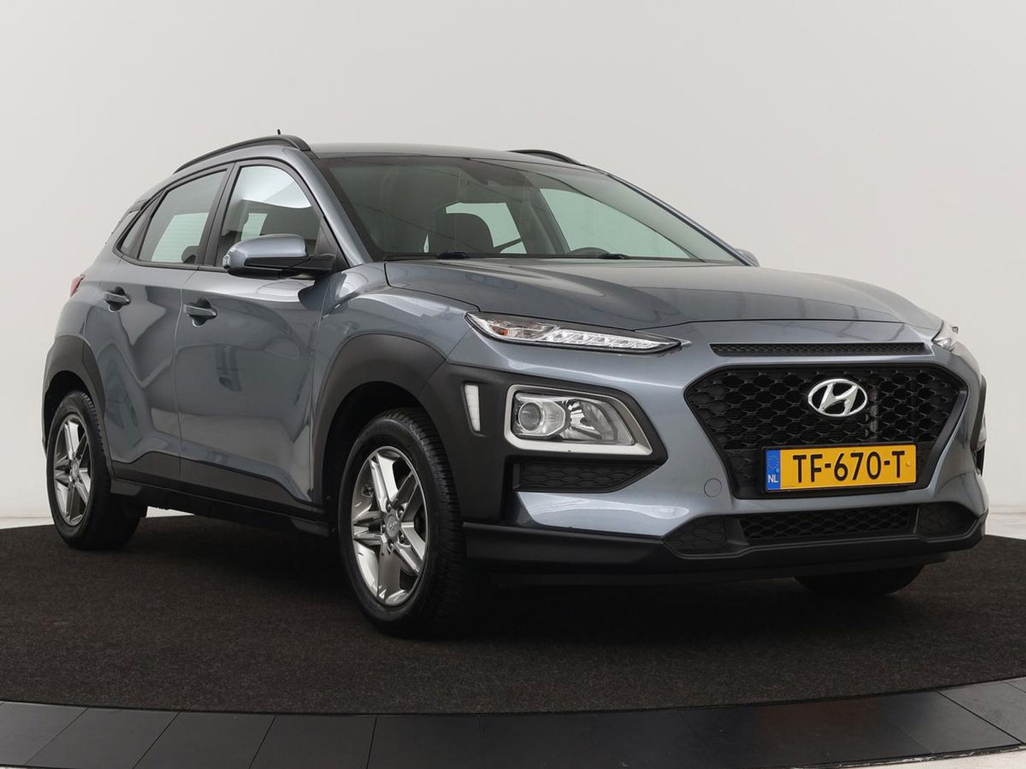 Hyundai KONA 1.0T Comfort | 1e eigenaar | Carplay | Trekhaak | Climate control | Camera | Cruise control | Parkeerhulp | Bluetooth